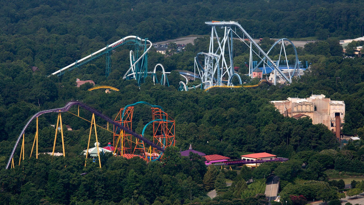 Busch Gardens Williamsburg background