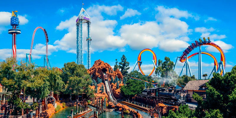 Knott's Berry Farm background