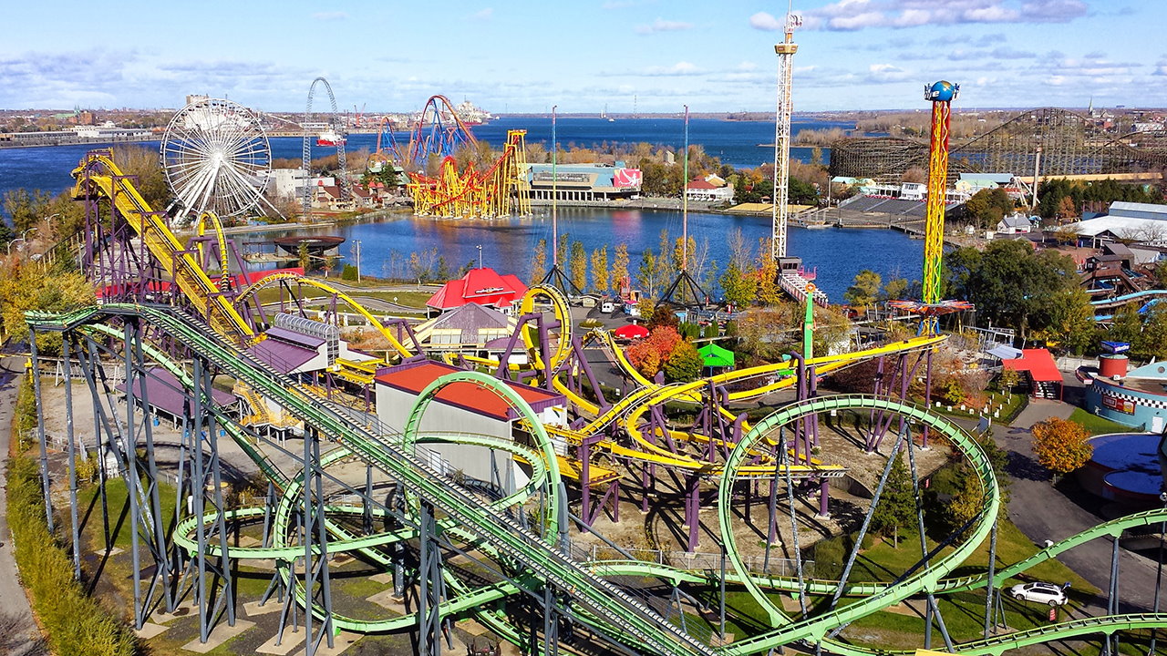 La Ronde, Montreal background