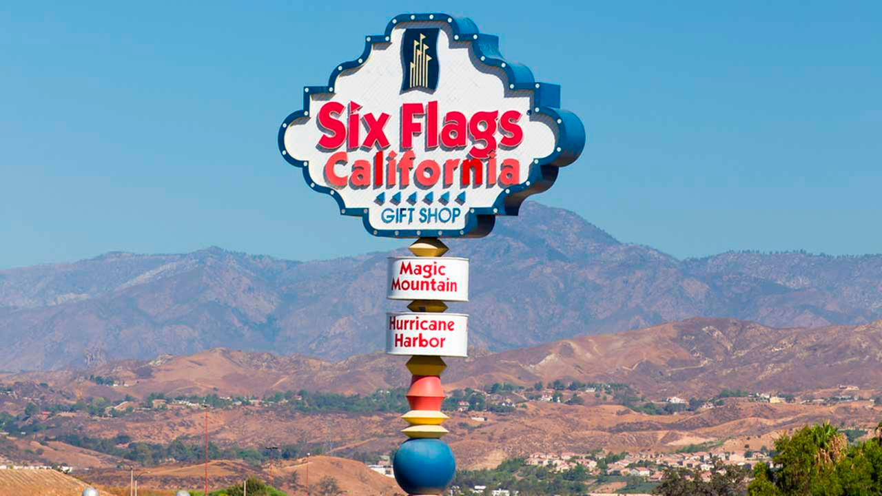 Six Flags Magic Mountain background